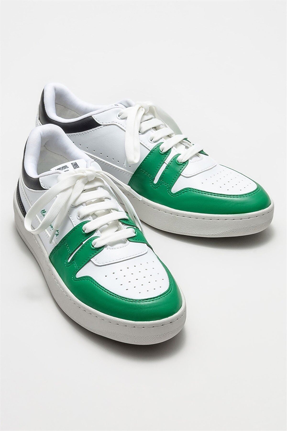 Boy Uzatan Gizli Topuklu Beyaz Yeşil Erkek Spor Ayakkabı WANYAMA MYY416