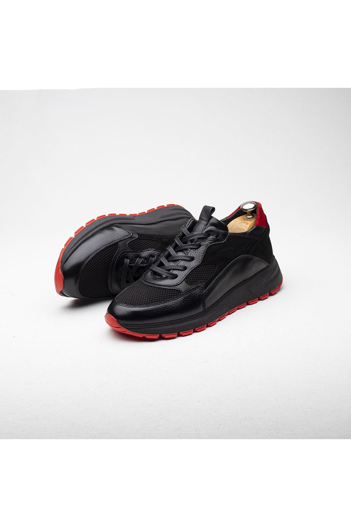 Boy Uzatan Gizli Topuklu Hakiki Deri Siyah Kırmızı Shell Spor Ayakkabı MYY2082