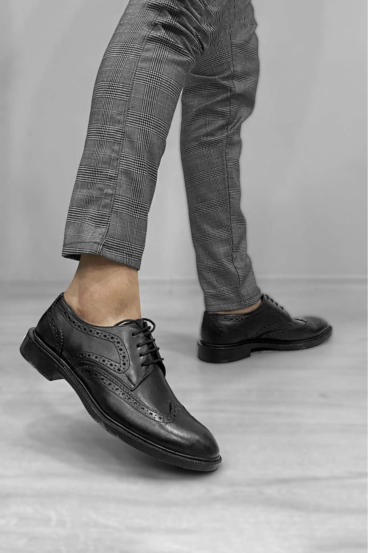 Boy Uzatan Ayakkabı Gizli Topuklu Siyah Klasik Hakiki Deri Desenli Erkek Ayakkabı MYY535